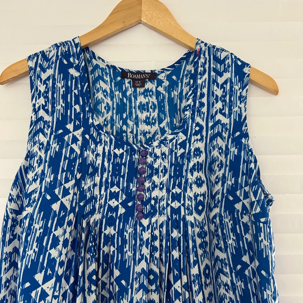 Roaman's Blue White‎ Geometric Tribal Print Sleeveless Tunic Top 14W Flowy - Picture 3 of 8